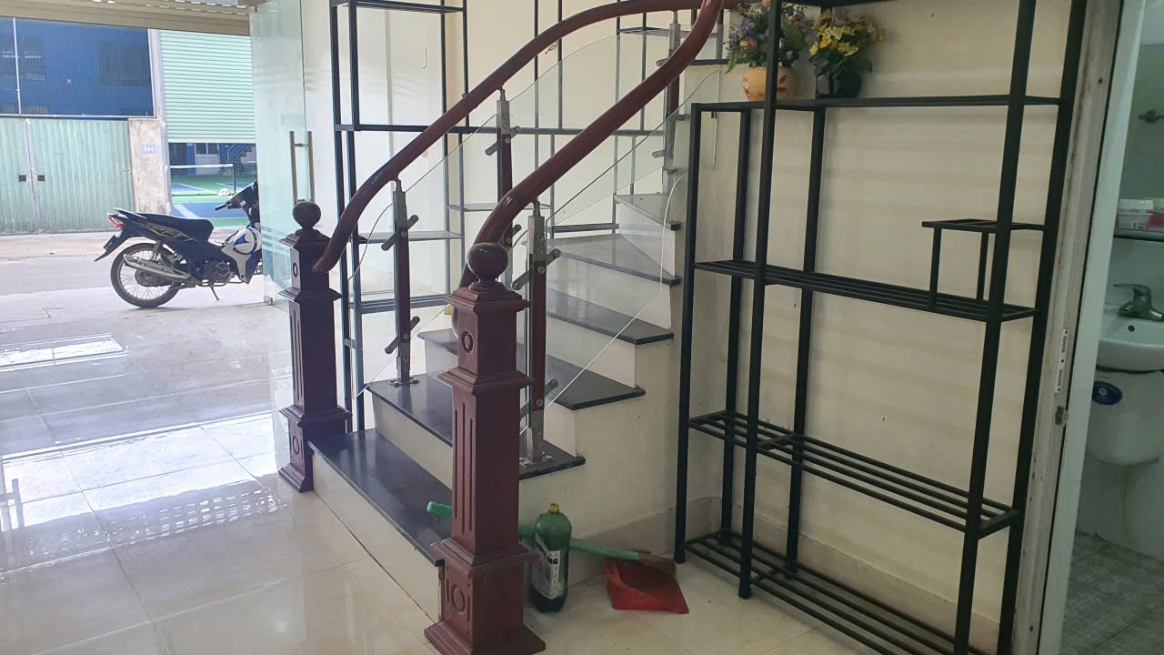 Cho thuê nhà 2 tầng 100m2 Nam Từ Liên, Hà Nội giá 16 triệu/tháng