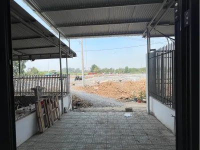 NHÀ CẦN BÁN MẶT TIỀN CẦU THỐNG NHẤT
