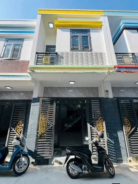 NHÀ PHỐ 1 TRỆT 1 LẦU HIỆN ĐẠI – FULL THỔ CƯ – GẦN NGÃ TƯ MIẾU ÔNG CÙ