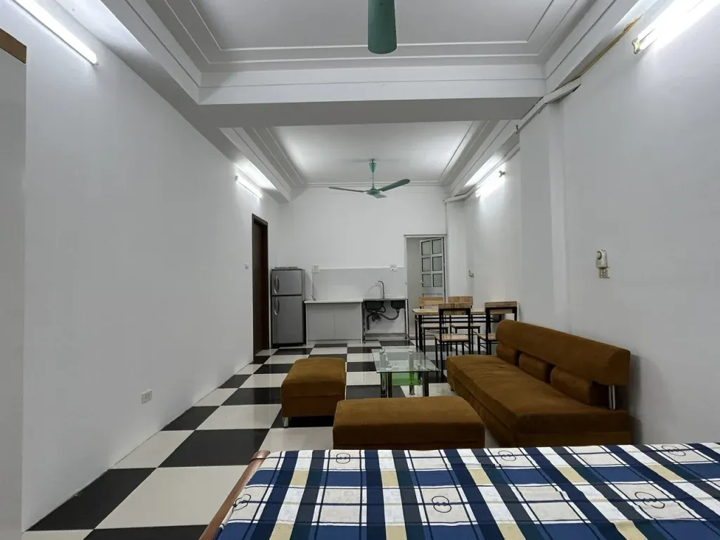Chính chủ cho thuê căn hộ cao cấp full nội thất tại số 64 phố chợ vĩnh hồ
