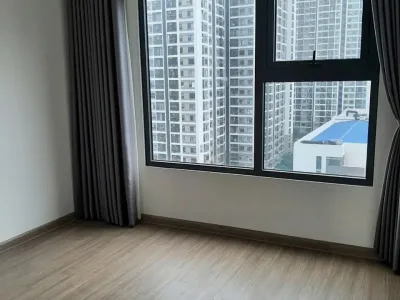 Cho thuê căn hộ tầng trung view đẹp, mát