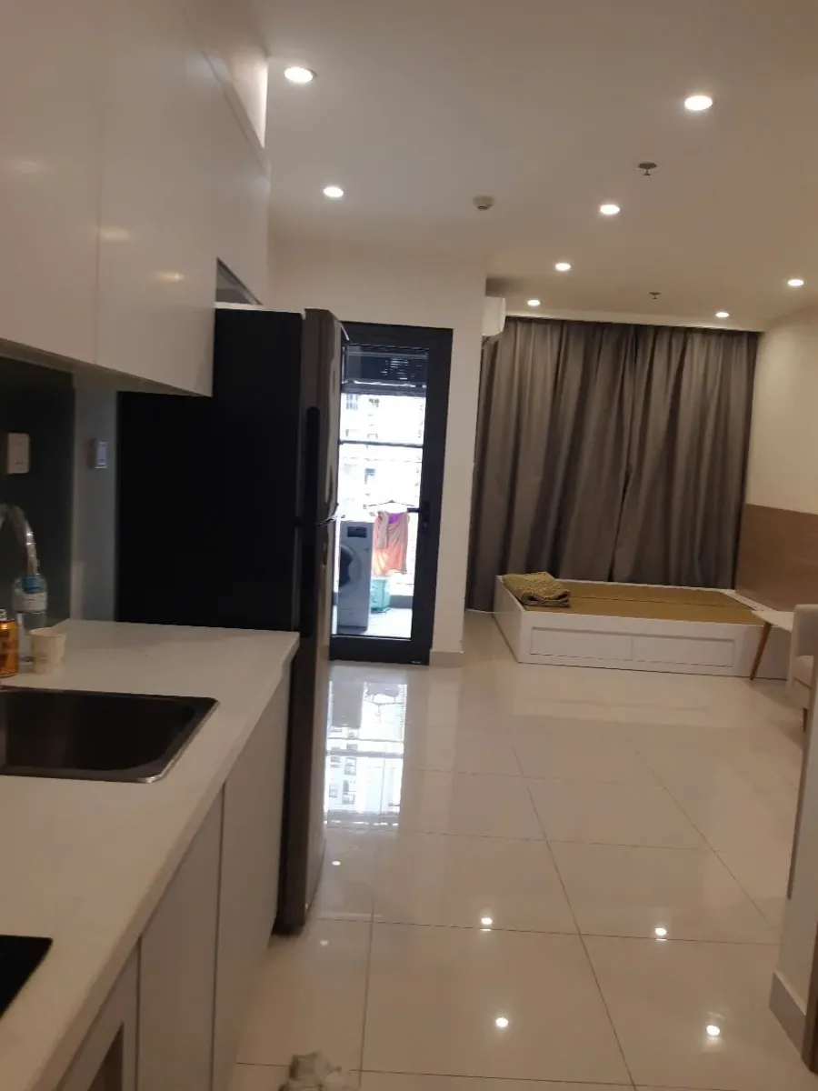 Chính chủ cho thuê ch tòa s205,diện tích 28m,vinhomes smart city,lh 0972389787