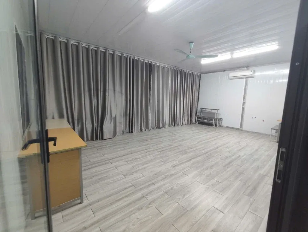 Cho thuê mặt sàn diện tích 180m2 tại đường đông, xã phúc thịnh, hà nội