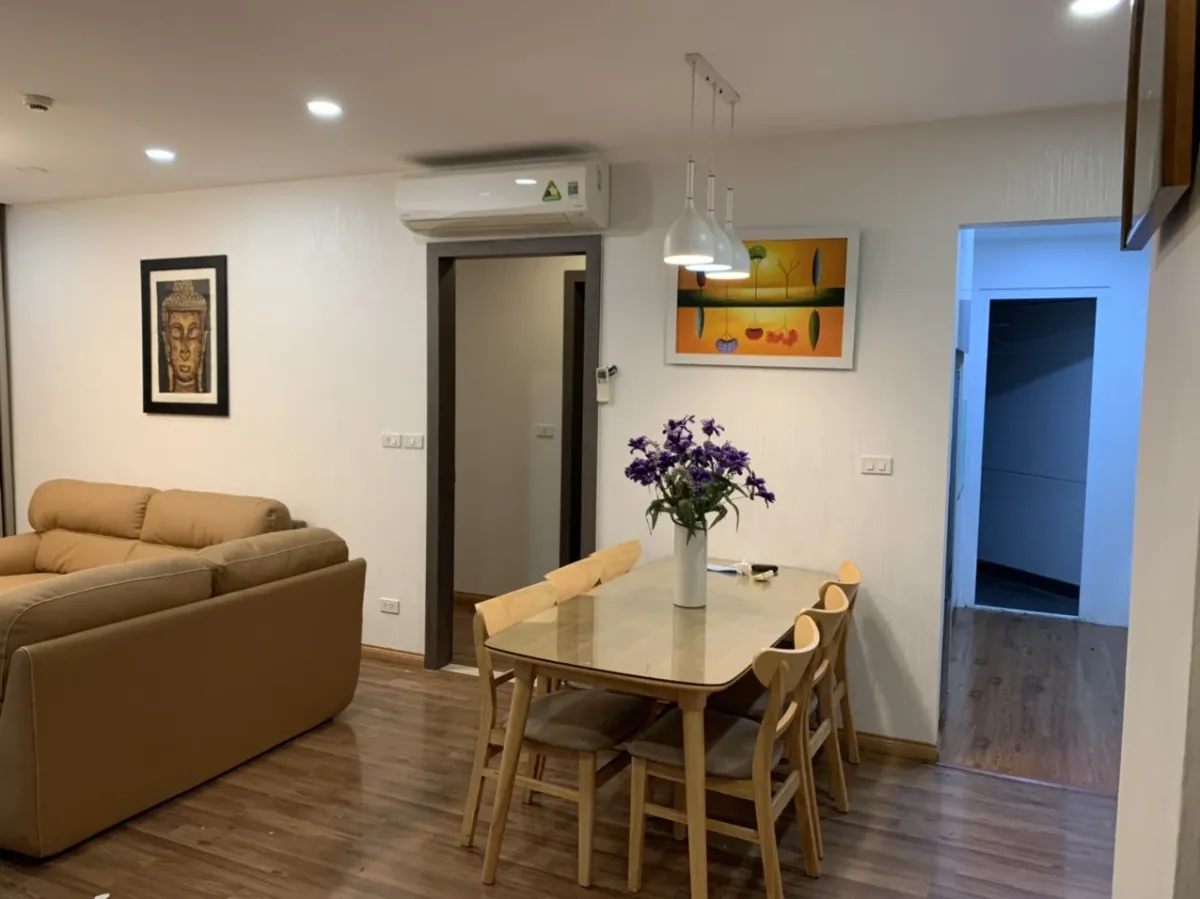 CHO THUÊ CĂN HỘ 2PN DIỆN TÍCH 120M TẠI CHUNG CƯ GOLDEN PALACE – MỄ TRÌ