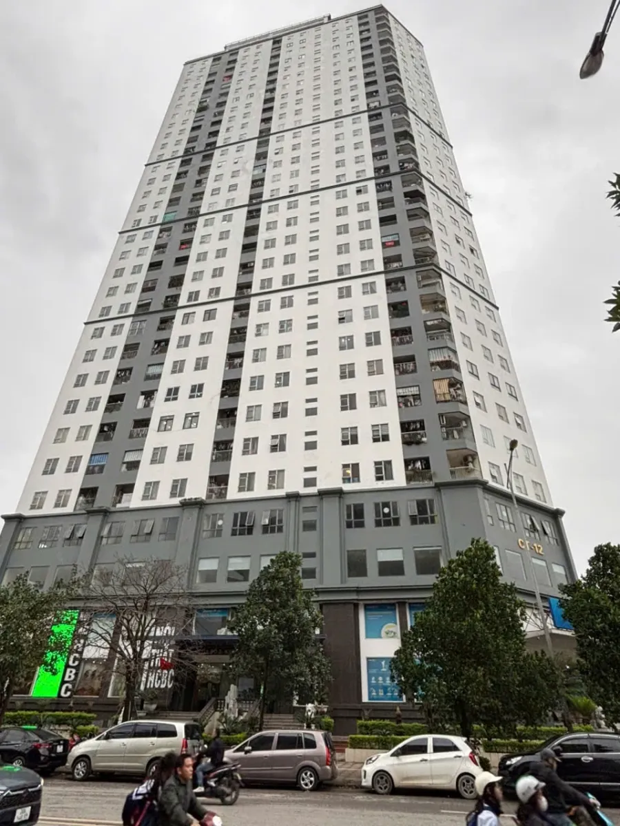 Cần tiền bán gấp chung cư 158 m2 văn phú, hà đông, 3 ngủ , 3 vệ sinh, 8.3 tỷ
