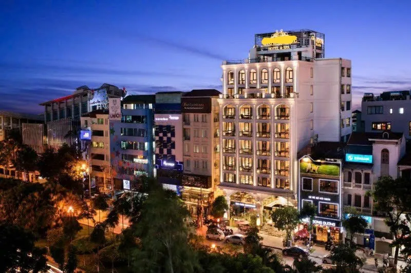 Bán biệt thự vườn đào lạc long quân, khu d5 đẳng cấp, 210m2 có hầm nội thất vip