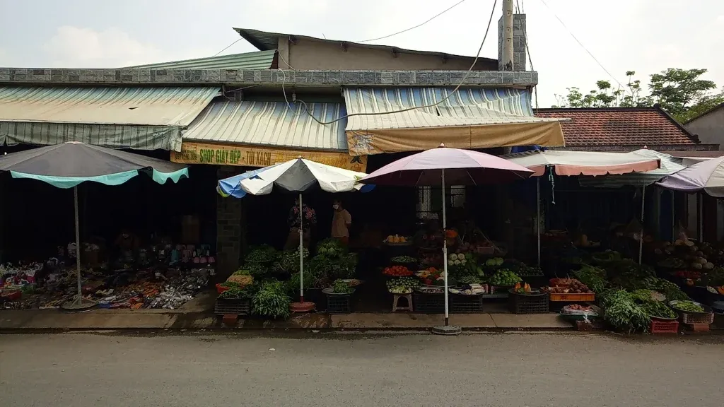 Cho thuê toàn bộ căn nhà ở ngay giữa chợ ông trác huyện hóc môn tp hcm