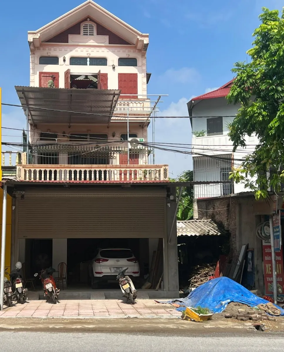 Cho thuê nhà phố thương mại 6m x 22m Hoàng Văn Thái, Hiệp Hoà, Bắc Giang thích hợp kinh doanh