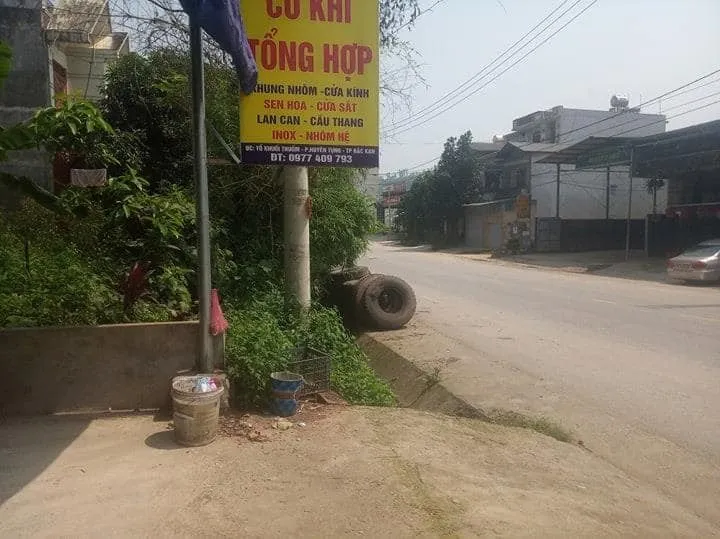 Cho thuê nhà phố thương mại 250m2 Khuổi Thuổm, Huyện Tụng, TP Bắc Kạn, giá chỉ 7 triệu