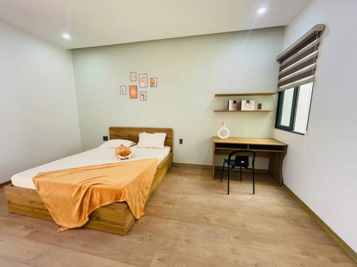 SẬP HẦM, BÁN NHÀ 3 TẦNG MT NGÔ THẾ VINH, HẢI CHÂU, 100M² NGANG 5M HIẾM, SÁT SÂN BAY