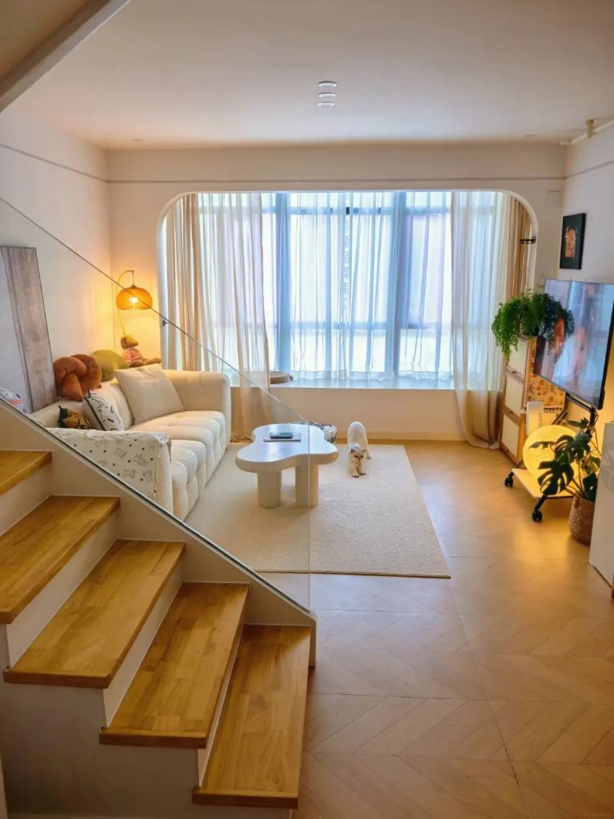 Bán căn Studio Sun Urban City, giá chỉ 1,3 tỷ, dòng tiền cho thuê 8 đến 10 triệu/tháng