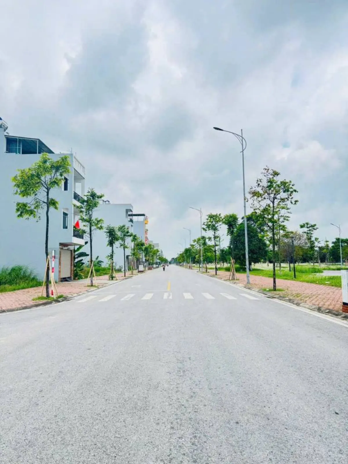 Bán đất trục chính đường Huyền Quang, KĐT Tân Phú Hưng, Hải Dương, 97.82m2, mt hơn 20m